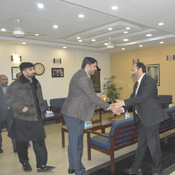 Syed Aun Muhammad Hussain Shah Visits UET Lahore as Esteemed Guest