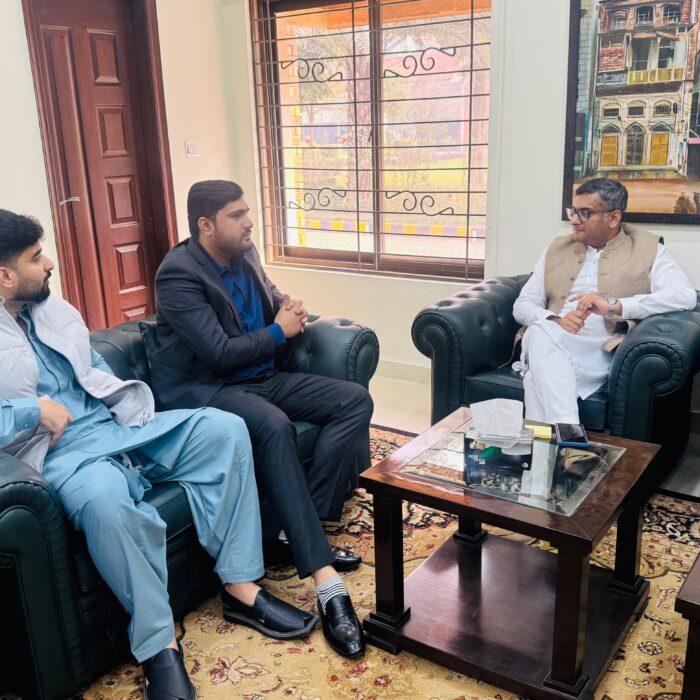 Syed Aun Muhammad Hussain Shah University of Education Visit Focuses on Student Overseas Placement