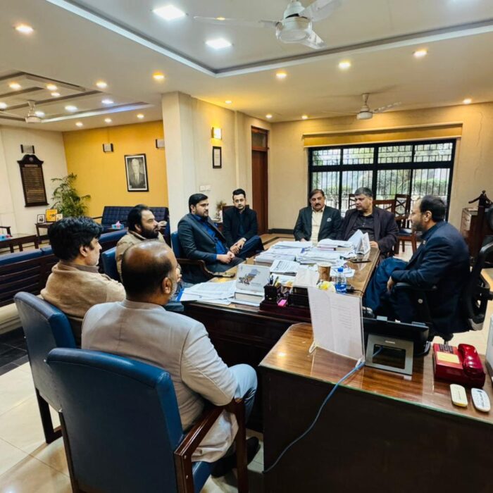 Syed Aun Shah Finalized Student Pitches for the Final Interview during the visit to UET